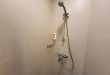 panduan menggunakan shower di kamar mandi hotel